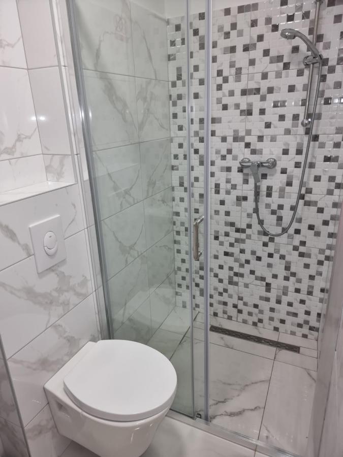 Apartmani Anastasia With Pool, Novalja Extérieur photo